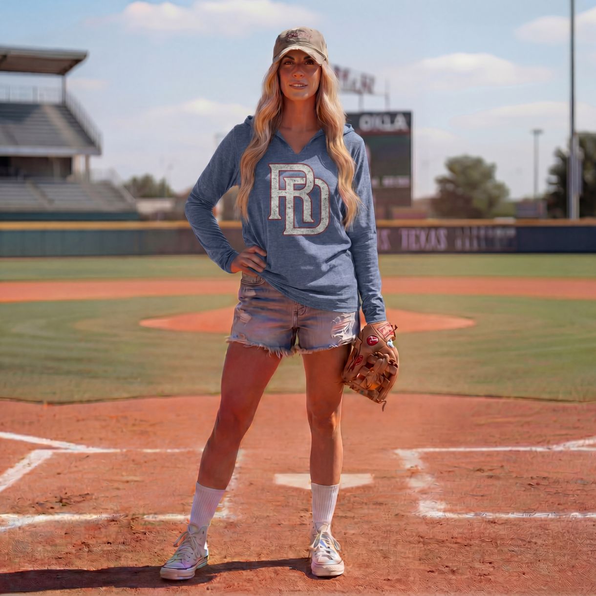RD Logo Hooded Long-Sleeve Tee